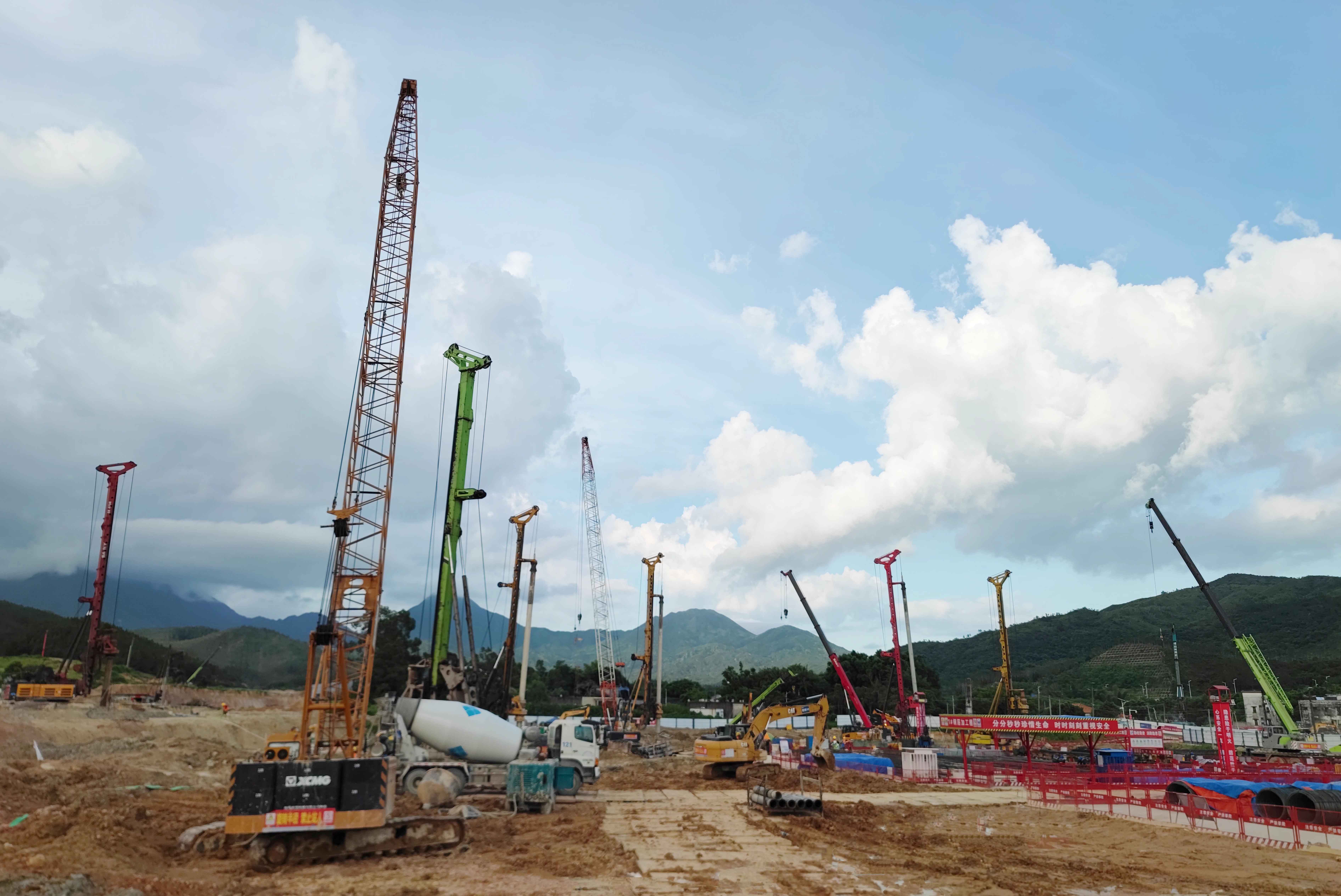 深圳职业技术大学深汕校区项目施工总承包Ⅱ标支护及基础工程