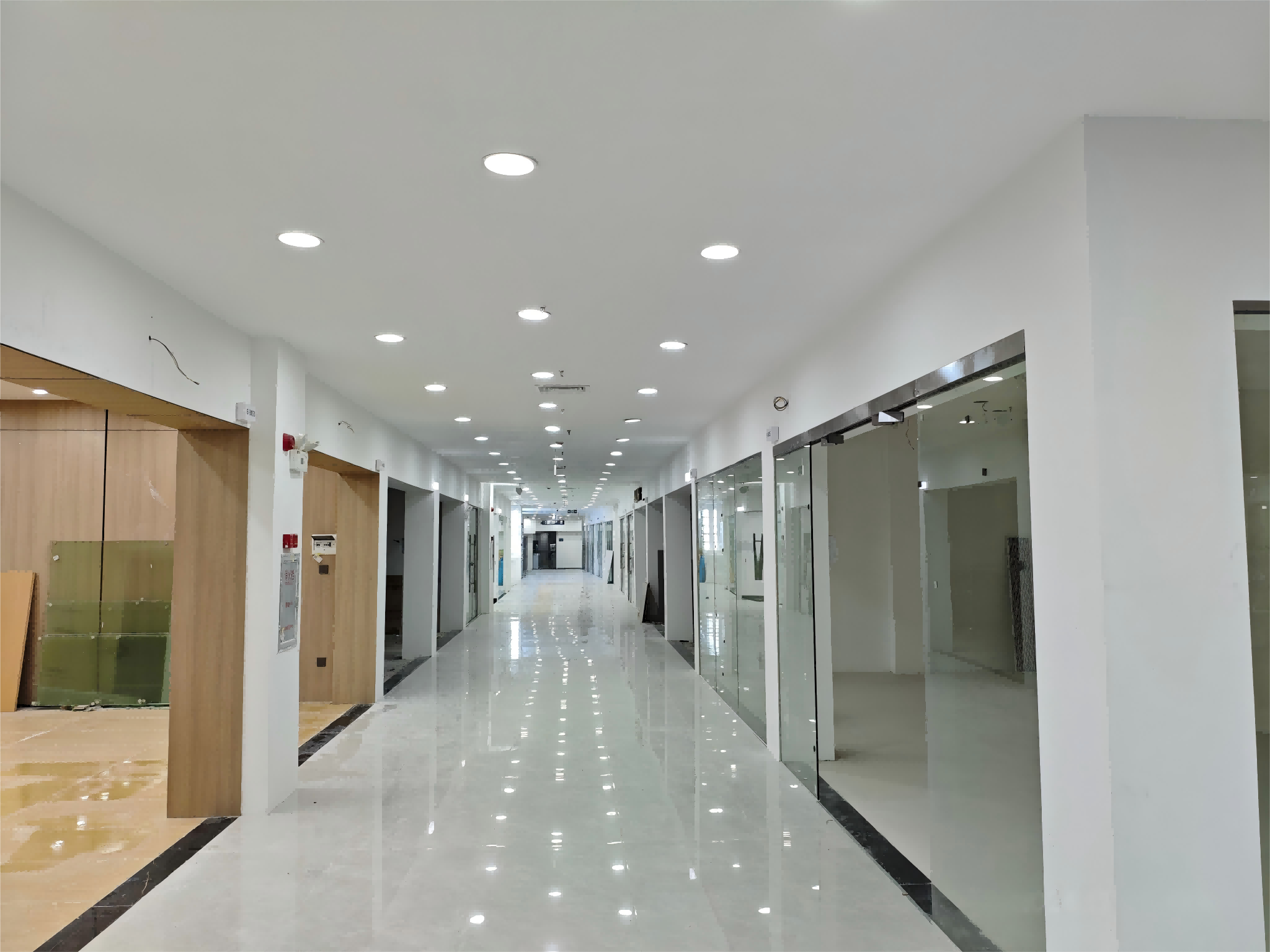 广大服装城E区三楼商铺装修工程(一标段、三标段)